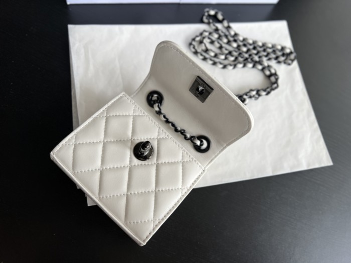 Handbag Chanel 81633 size 11cmx11cmx5 cm