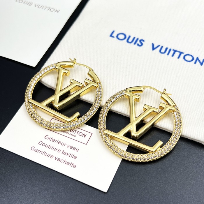 Clothes Louis Vuitton 126