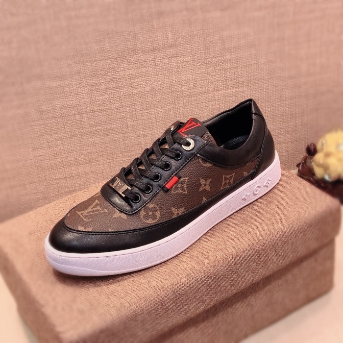Louis Vuitton Low Top sneaker 86