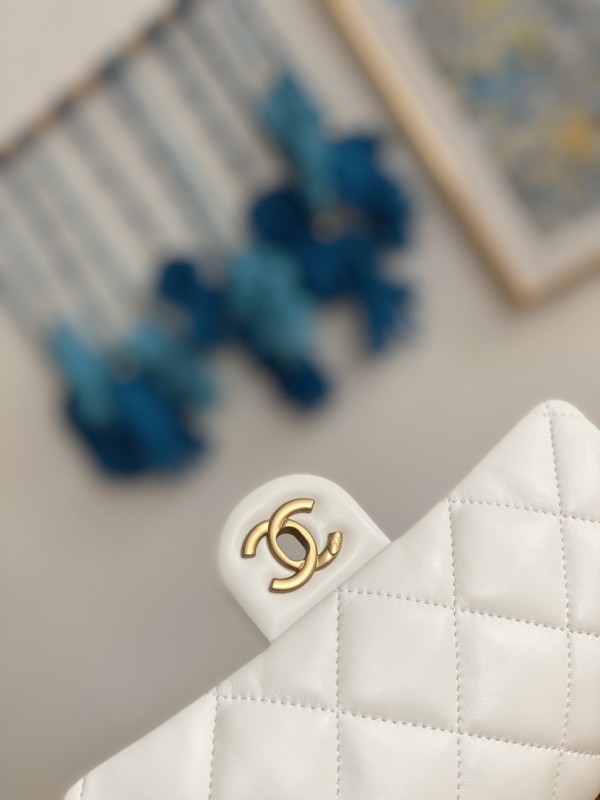 Handbag Chanel 3457 size 14*20*8 cm