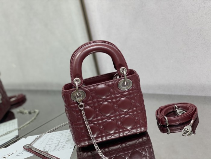 Handbag Dior size 17 cm