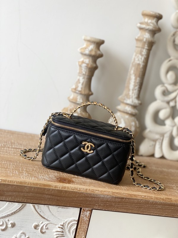 Handbag Chanel 81195 size 16 9.5 8 cm