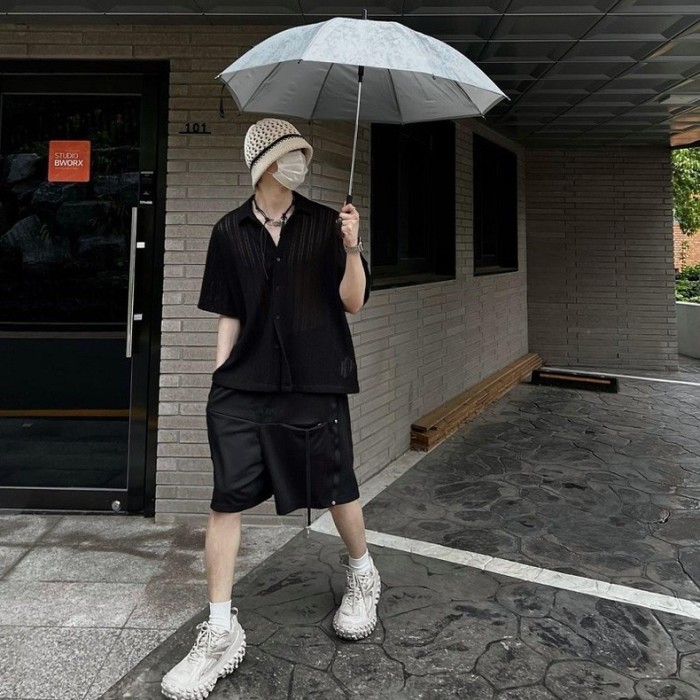 Clothes Undermycar 2