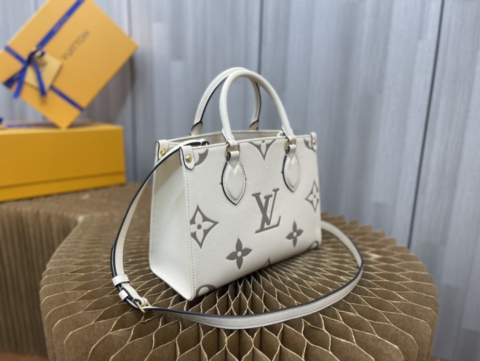 Handbag Louis Vuitton M45659 size 25.0 x 11.0 x 19.0 cm