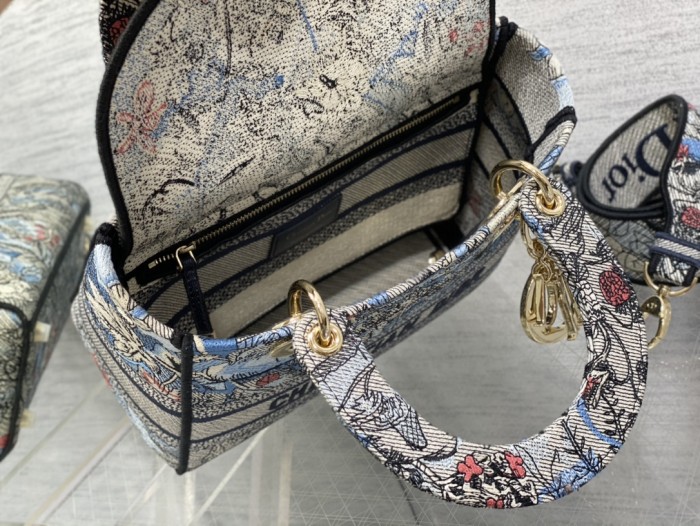 Handbag Dior size 24*11*20 cm