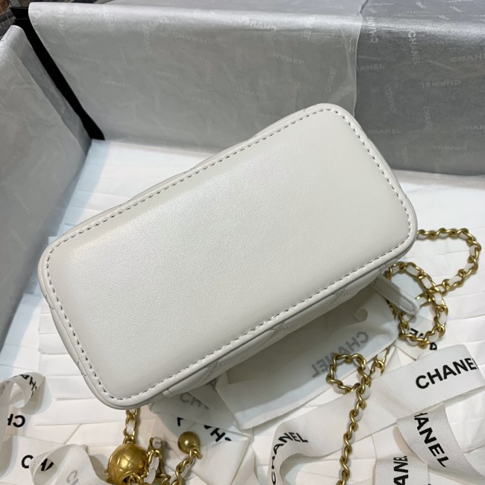 Handbag Chanel 81138 size 16 9.5 8 cm