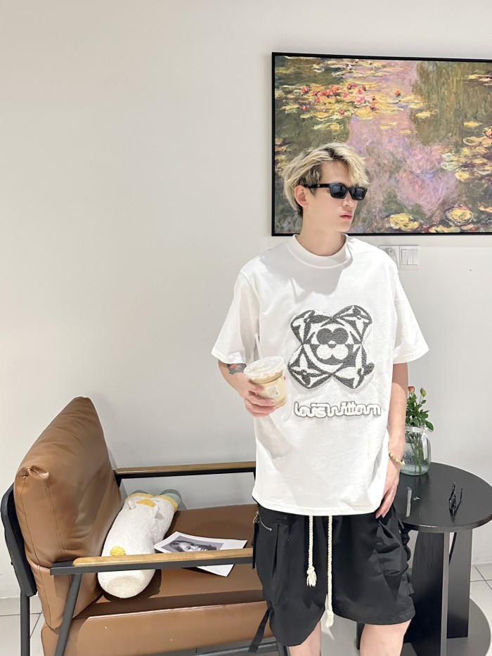 Clothes Louis Vuitton 348