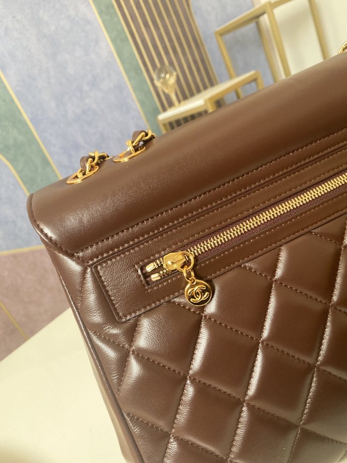 Handbag Chanel 92233 size 33*11*23 cm