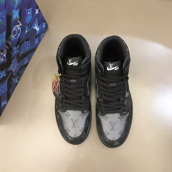 Louis Vuitton & Nike sneaker 10