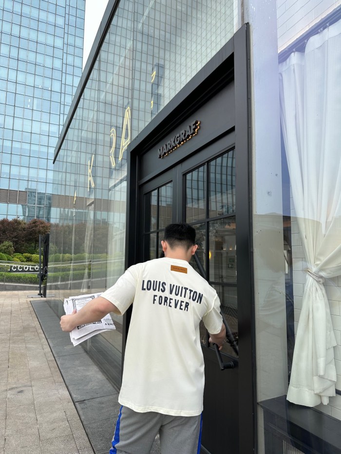 Clothes Louis Vuitton 288