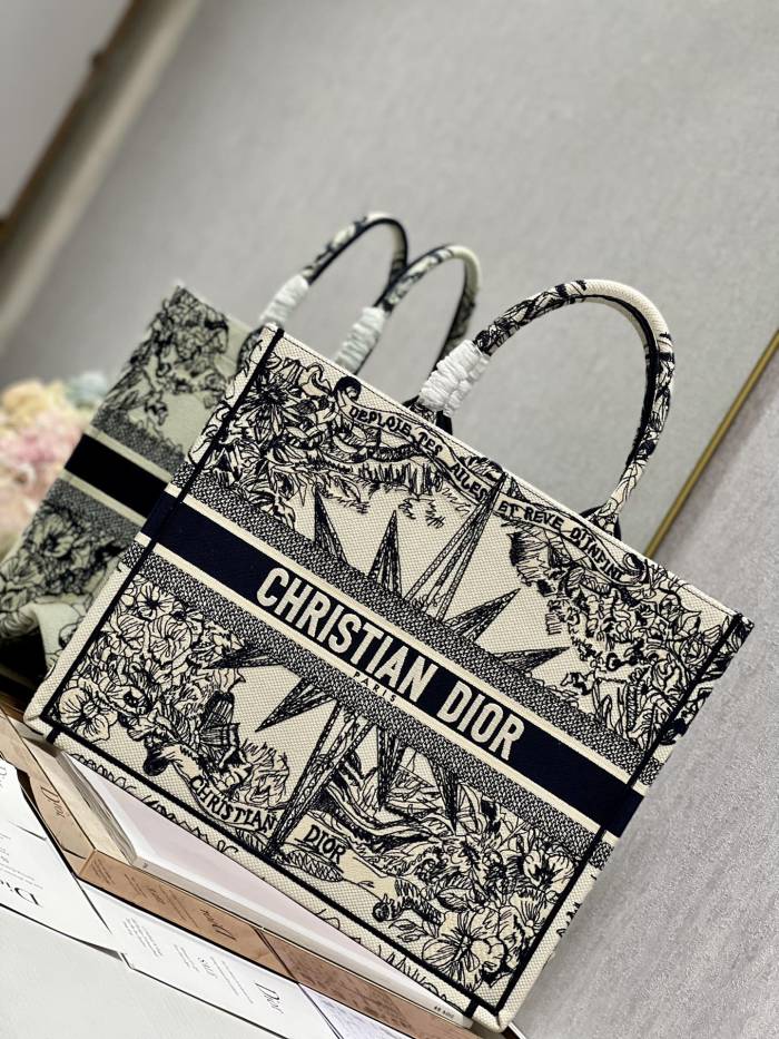 Handbag Dior 8001 size 41*32 cm