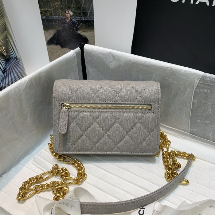 Handbag Chanel 81155 size 15.5 10 4.5 cm