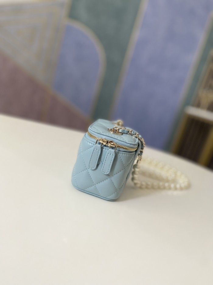 Handbag Chanel 81182 size 𝟴.𝟱*𝟭𝟭*𝟳 𝗰𝗺