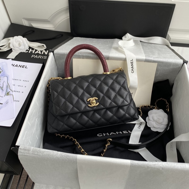 Handbag Chanel size 23 cm