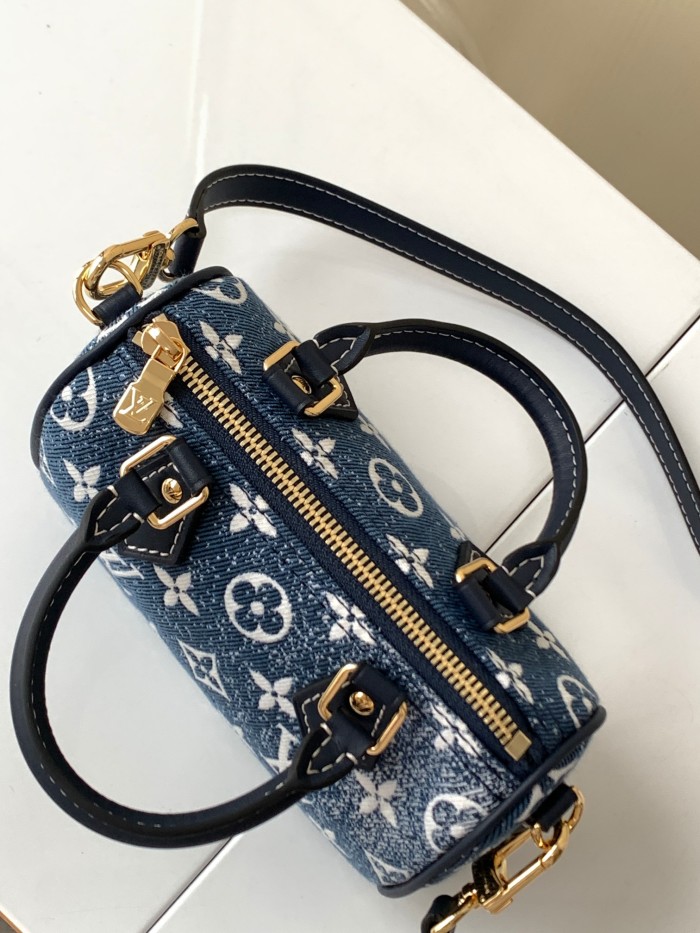 Handbag Louis Vuitton M81168 size 16 x 10 x 7.5 cm