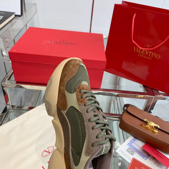 VALENTINO GARAVANI Bubbleback Sneaker 3