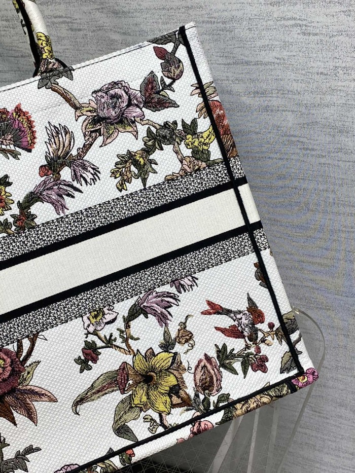 Handbag Dior size 42*18*35 cm