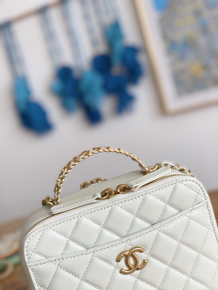 Handbag Chanel AP3222 size 19*13.5*7* cm