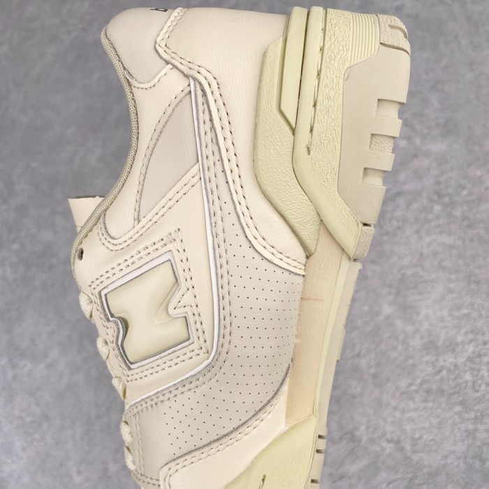 New Balance 550 AURALEE