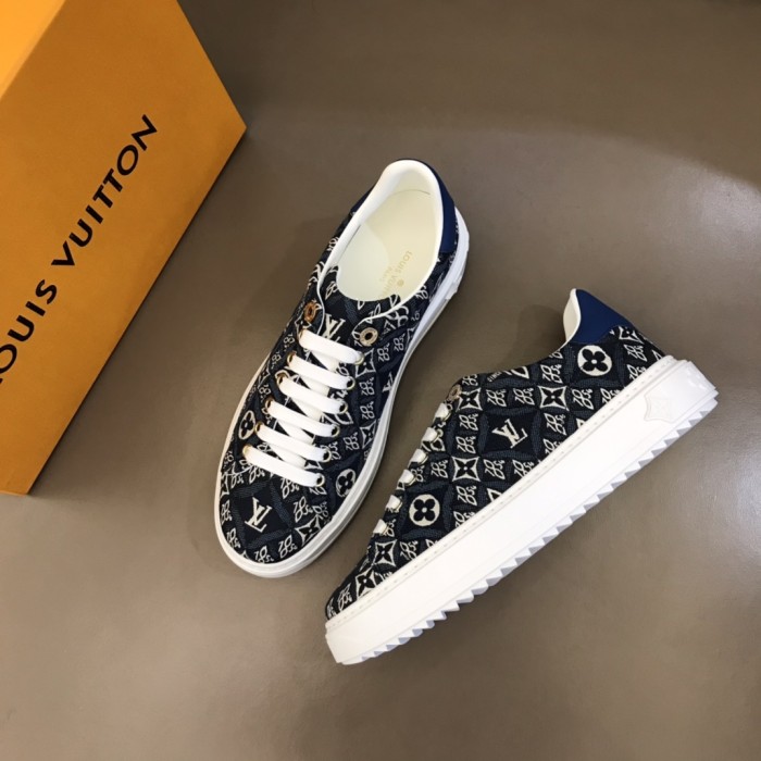 Louis Vuitton Low Top sneaker 42