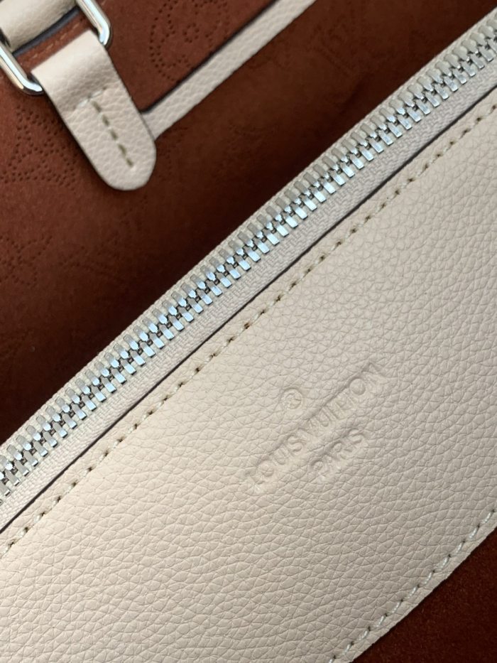 Handbag Louis Vuitton 59203 size32 x 23 x 13