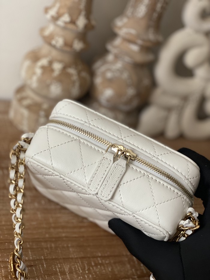 Handbag Chanel 2858 size 14x10x7 cm