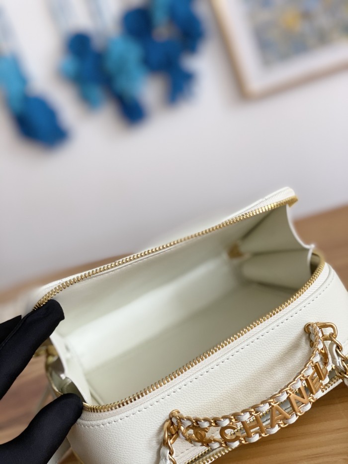 Handbag Chanel AP3222 size 19*13.5*7* cm