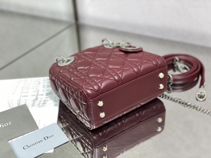 Handbag Dior size 17 cm