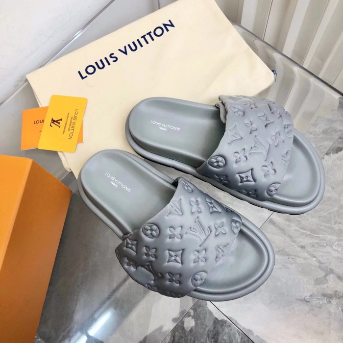 Louis Vuitton POOL PILLOW COMFORT MULES WOMEN 1