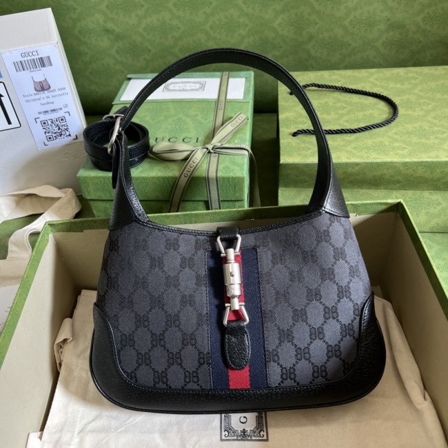 Handbag Gucci 680118 size 28x19x4.5 cm