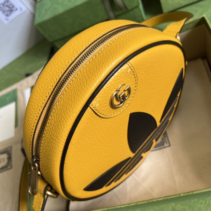 Handbag Gucci 702626 size 22*22*7 cm