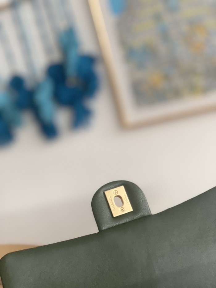 Handbag Chanel AS3393 size 14x22x8 cm