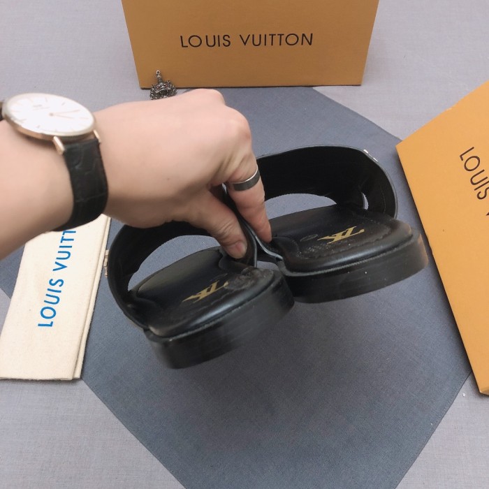 Louis Vuitton Slipper 28