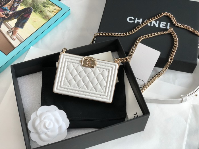 Handbag Chanel size 11*7.5*2.4 cm