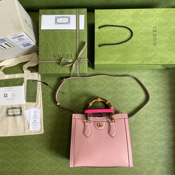 Handbag Gucci 660195 size 27*24*11 cm