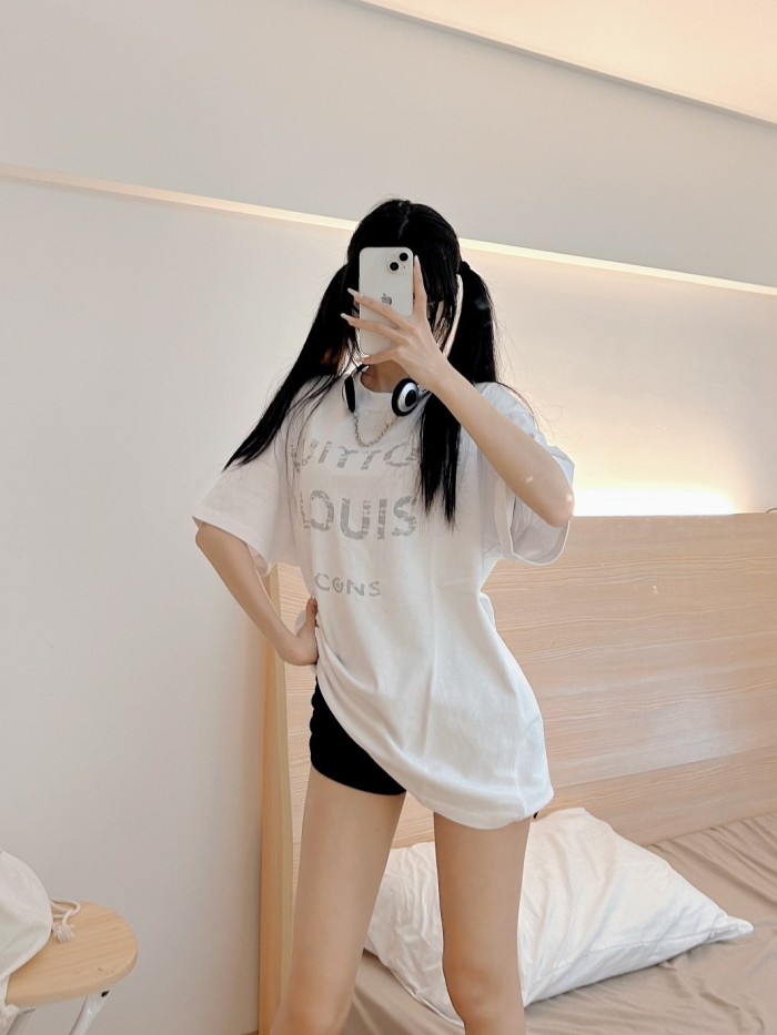 Clothes Louis Vuitton 439