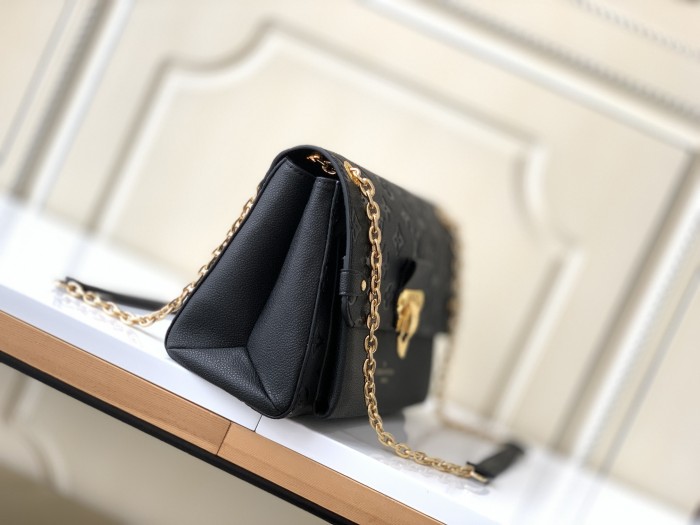 Handbag Louis Vuitton M44151 size 25 x 17 x 9.5 cm