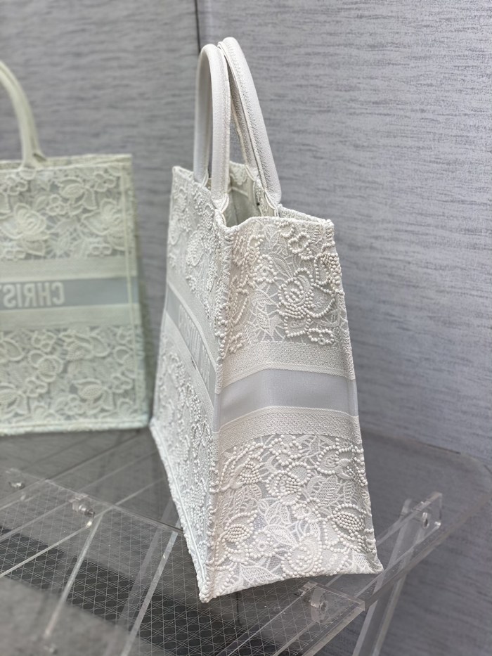 Handbag Dior size 42*18*35 cm