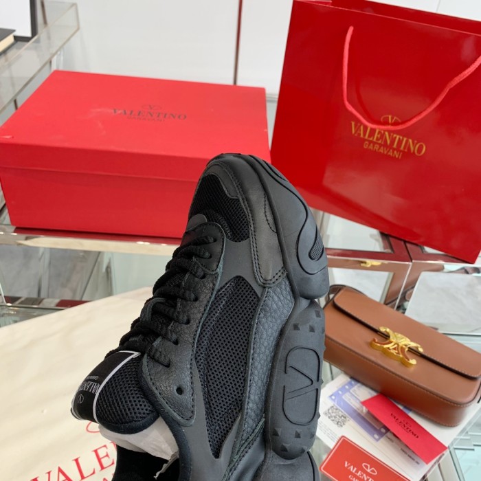 VALENTINO GARAVANI Bubbleback Sneaker 3