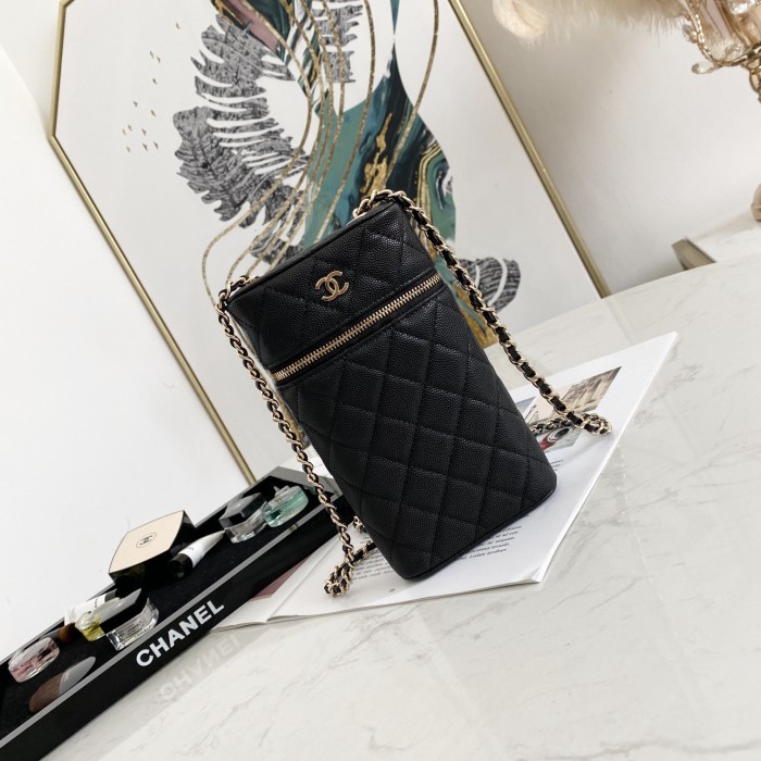 Handbag Chanel AP2084 size 18*10.5*5 cm