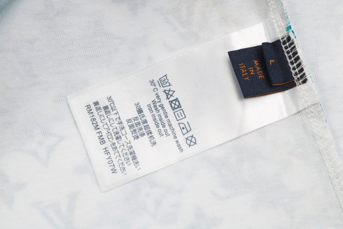 Clothes Louis Vuitton 257