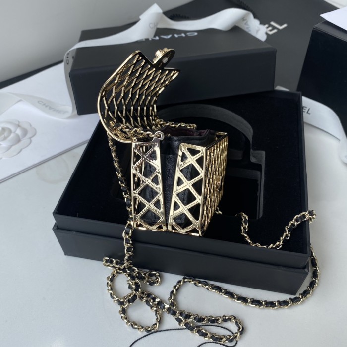 Handbag Chanel 𝟏𝟒𝟖𝟓𝟎𝟎 size 12 cm