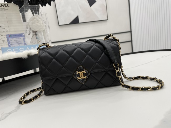 Handbag Chanel AS2634 size 22*7*14 cm