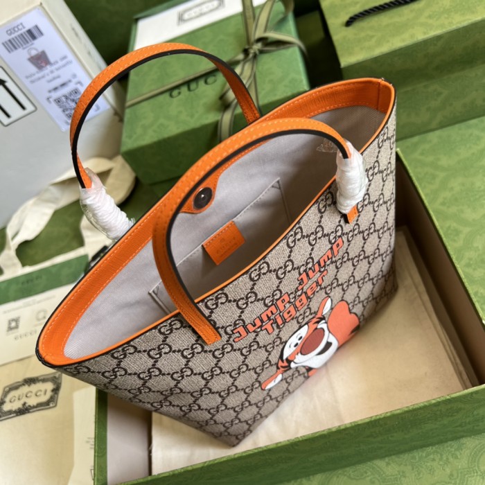 Handbag Gucci 410812 size 21*20*10 cm