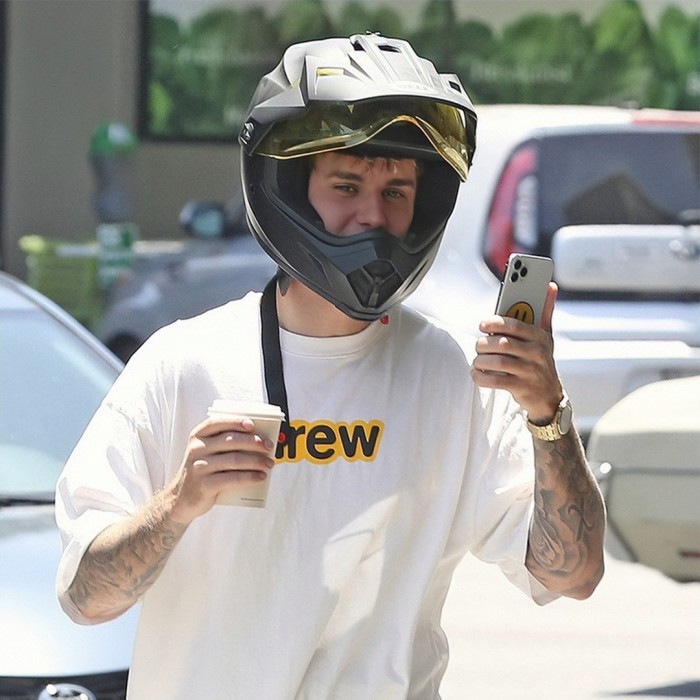 Clothes Drew House 7