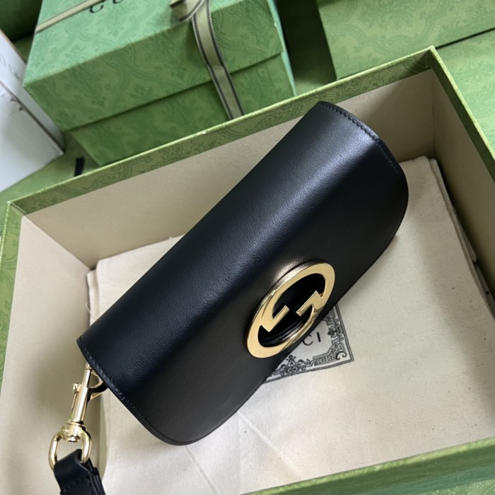 Handbag Gucci 698630 size 22*13*5 cm