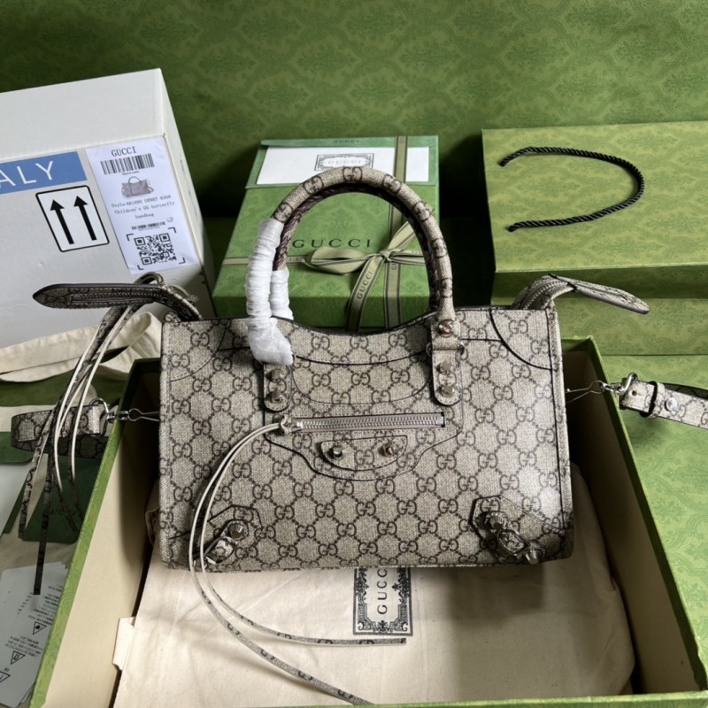 Handbag Gucci 681690 size 30*12*20 cm