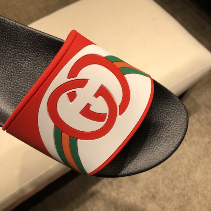 Gucci Slippers 43