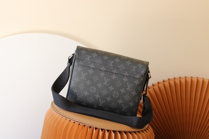 Handbag Louis Vuitton M44000 size 25.0x 22.0x 8.0 cm M44001 size 31.0 x 27.0 x 8.0 cm