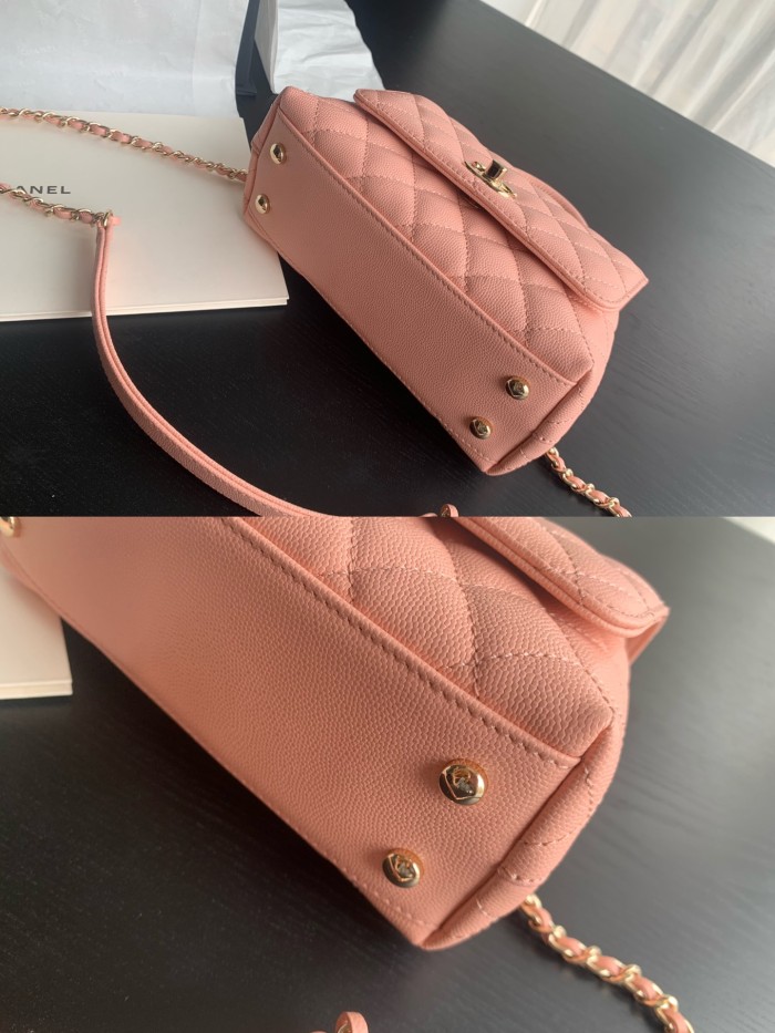 Handbag Chanel 2215 size 19 cm